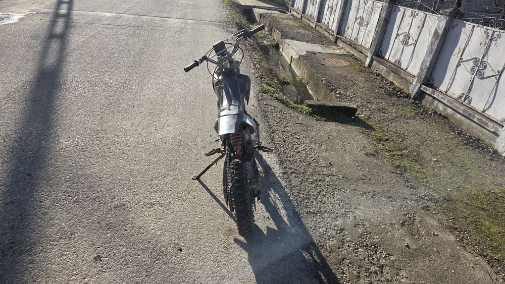 De vanzare cross 125 kxd