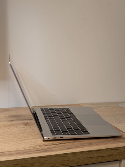 Huawei MateBook X Pro (3K Touchscreen) – Unic Proprietar