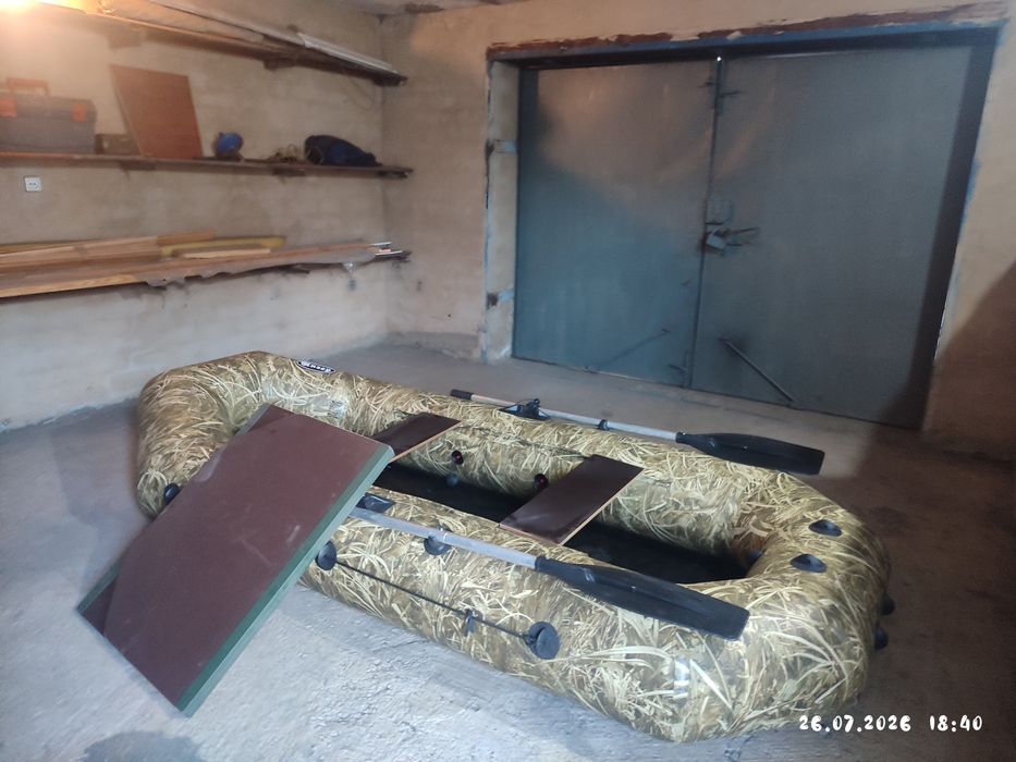 Продам лодку срочно