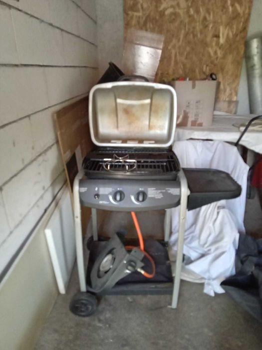 Grătar pe gaz (butelie )