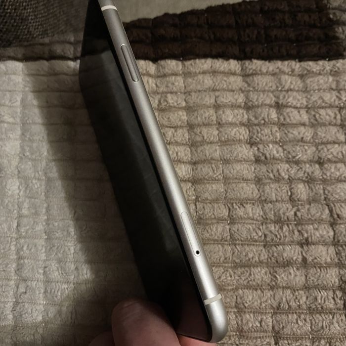 iPhone 11 128 свежий