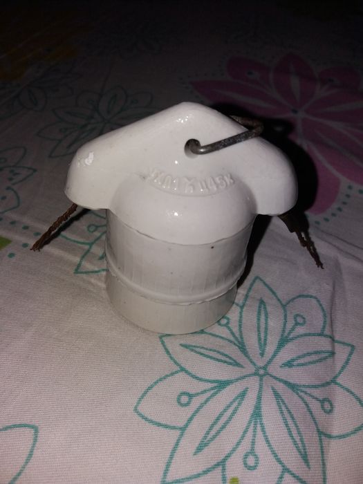 Патрон керамический Е 27