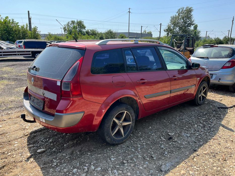 Dezmembrez Renault Megane 2 facelift 2006 break rosu visiniu dci