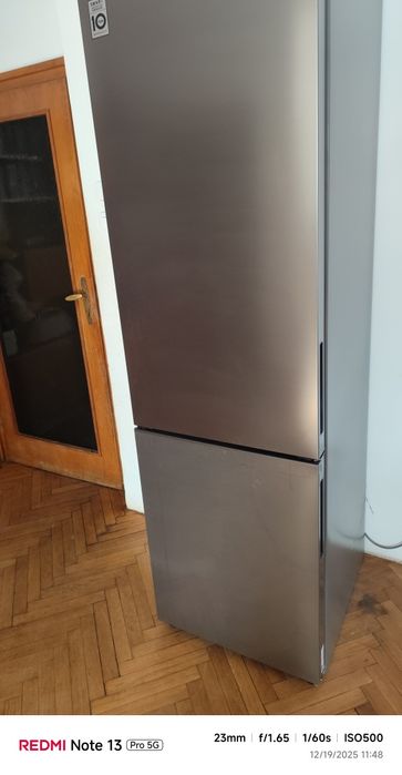 Хладилник с фризер LG GBV22NCCPY