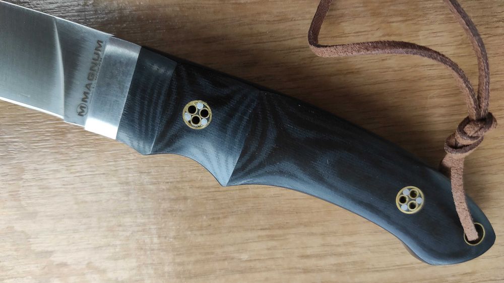 Нож Böker Magnum Trail