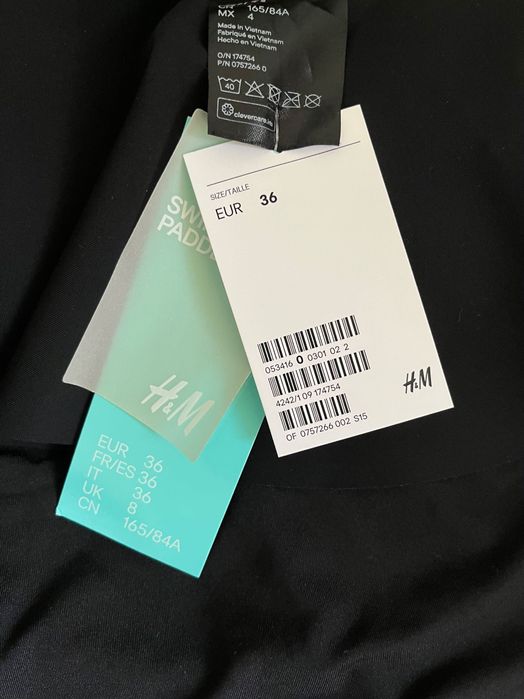 Costum baie H&M nou cu eticheta