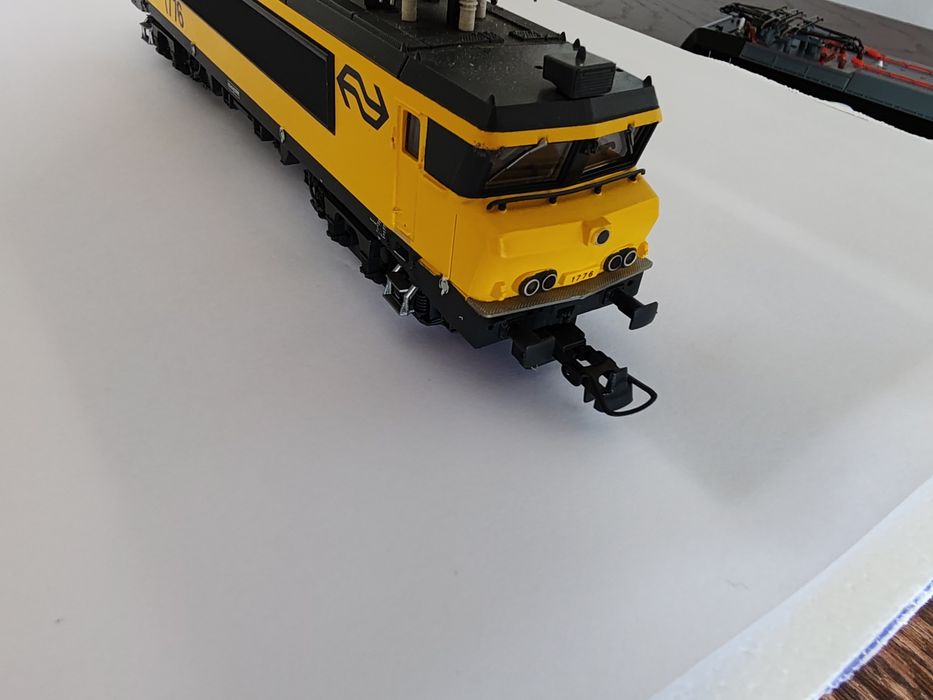 Trenulete electrice locomotiva roco piko h0