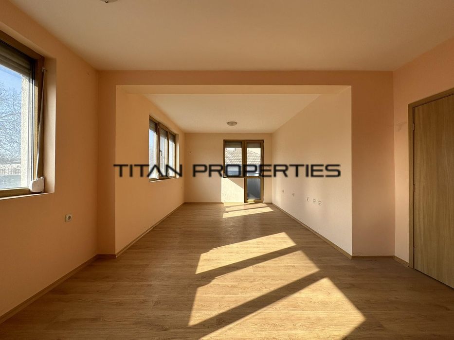 Продава се Тристаен апартамент в Бургас, Лазур - 99 кв.м за 1920 €/кв.м - Снимка #11