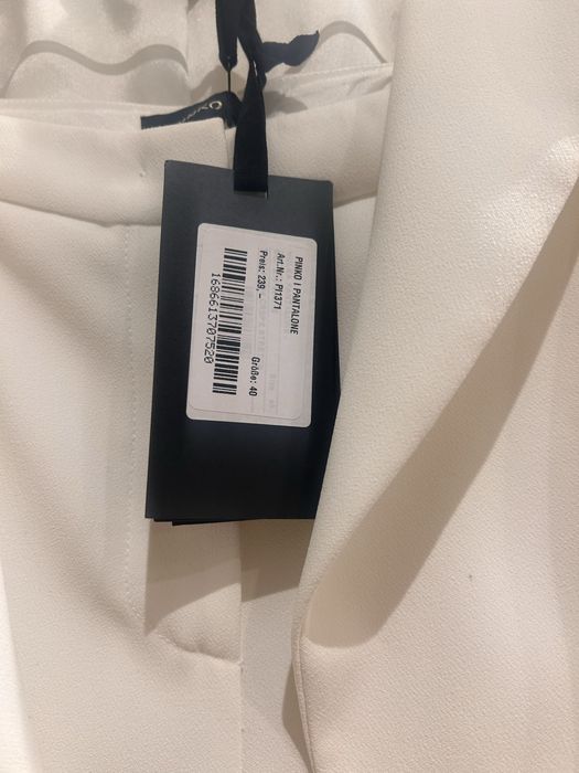 Pinko уникален бял панталон нов