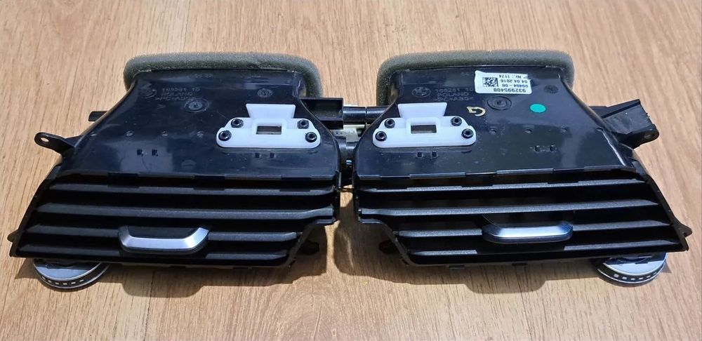 Grila gura ventilatie centrala fata plansa bord bmw G11 G12