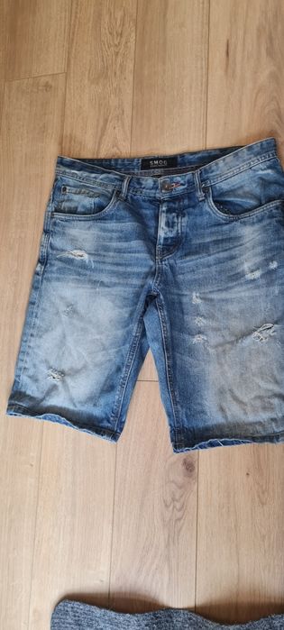 Къси дънкови панталони