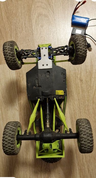 Mașină cu telecomanda wltoys 55km/h 4x4,Automodele cu acumulator.