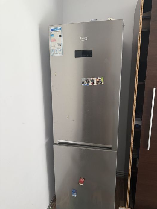 Frigider BEKO inox