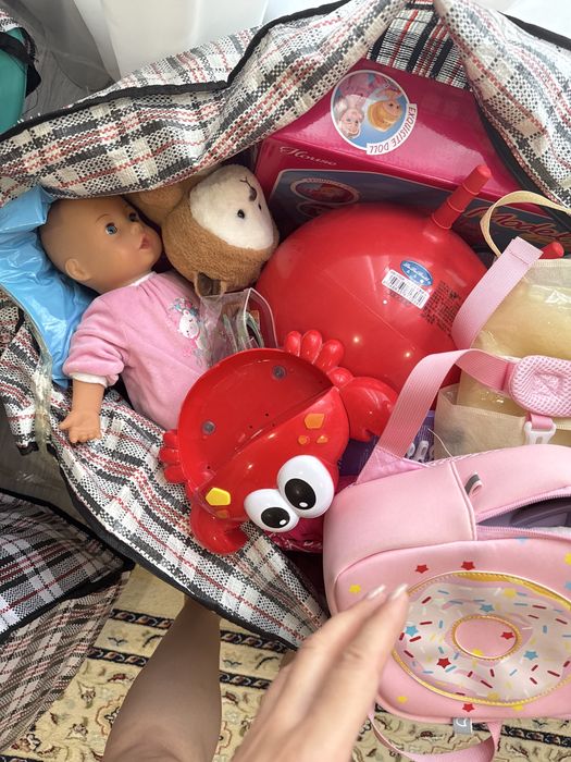 Продам много игрушек