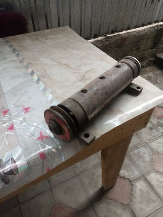 Вал станка рабочий