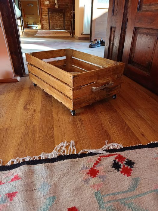 Valiza - măsuță și ladita depozitare