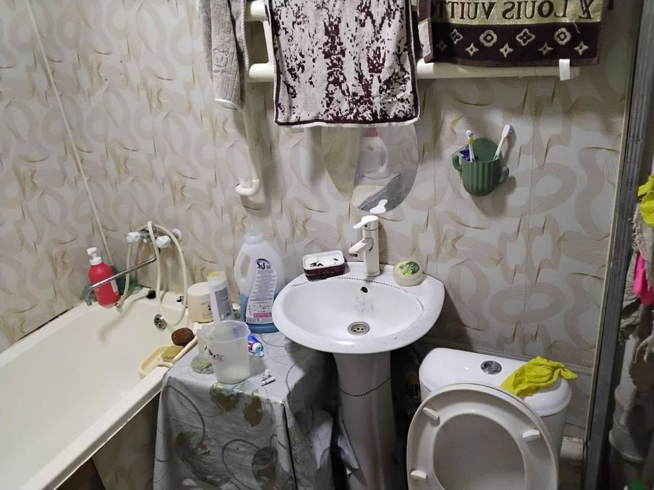 Amir temur park yonida inara arneda kvartira