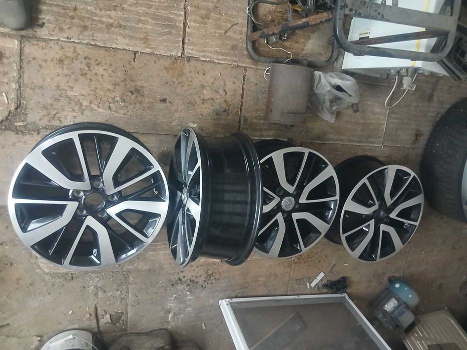 Диски новые 18 размер