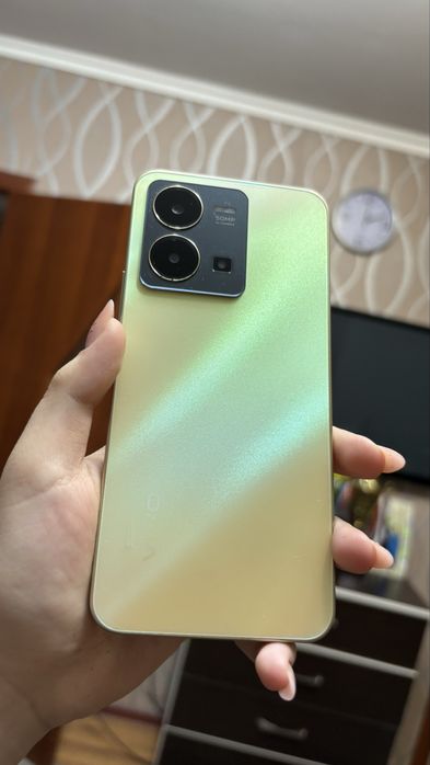 Продам vivo y 35