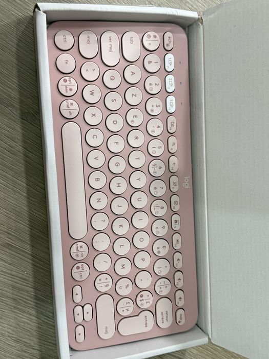 Tastatura Bluetooth Logitech Pebble Keys 2 K380s, Multi-Device (Roz)