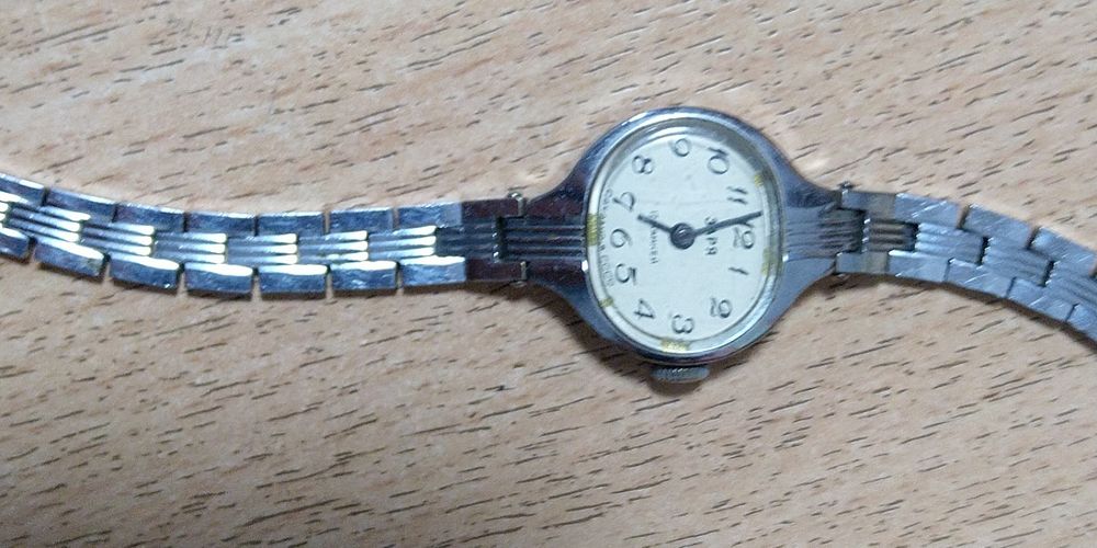 Часы механические