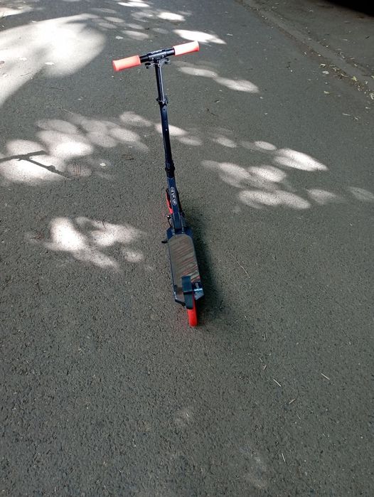 Vând trotineta oxelo mid 7