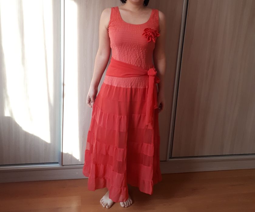 Продаю красивое платье