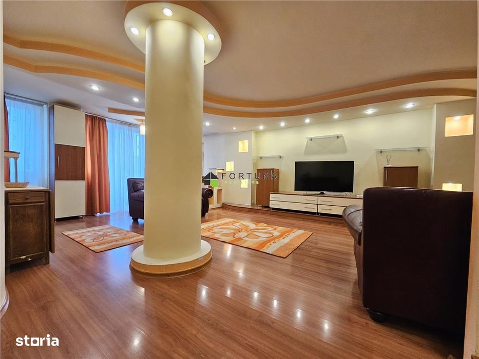 Apartament de inchiriat, 3 camere, structura mare, in bloc cu stalp, s