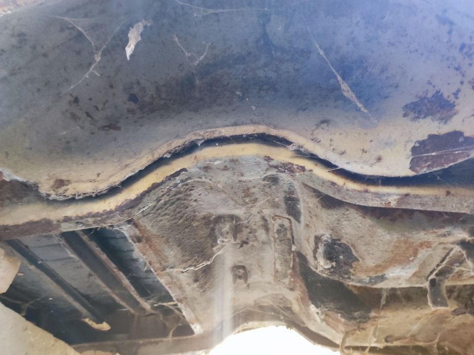 Kuzov perashkavoz Кузов  перашкавоз Кузовной запчасть  москвич