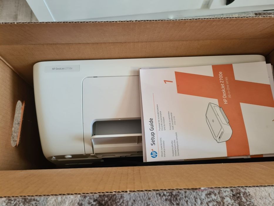 Vând imprimanta Multifuncțională HP DeskJet 2710e wireless