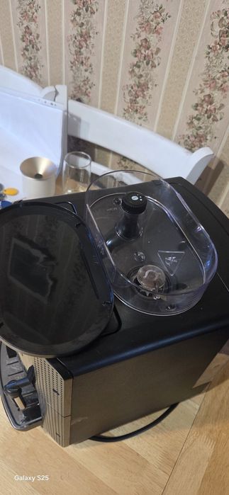 Кафемашина KRUPS EA 818870