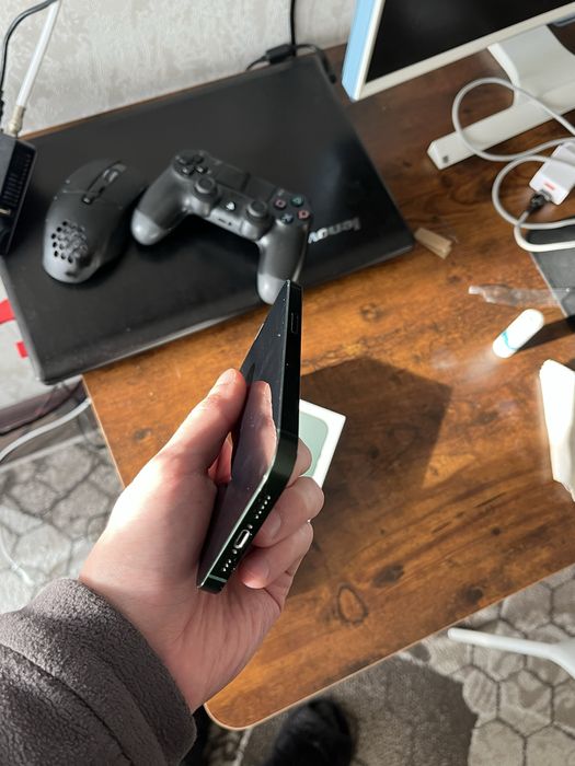 Iphone 13 без ремонта