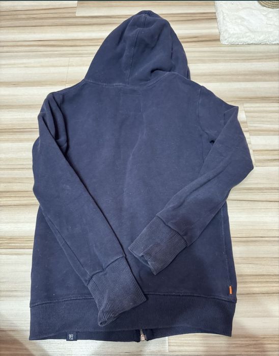 Връхни дрехи Adidas, Esprit, Mango, Superdry