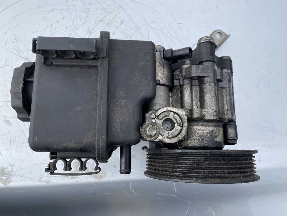 Хидравлична помпа за Mercedes w204/w212/OEM 651/2.2CDI
