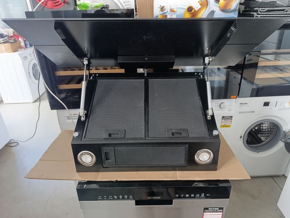 Нов!!! Диагоналният абсорбатор Inventum AKD9015GTZ  A++