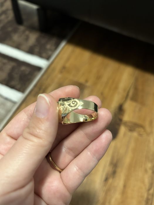 Ghiul aur 10 g marimea 22,2 piatra rubin si aur