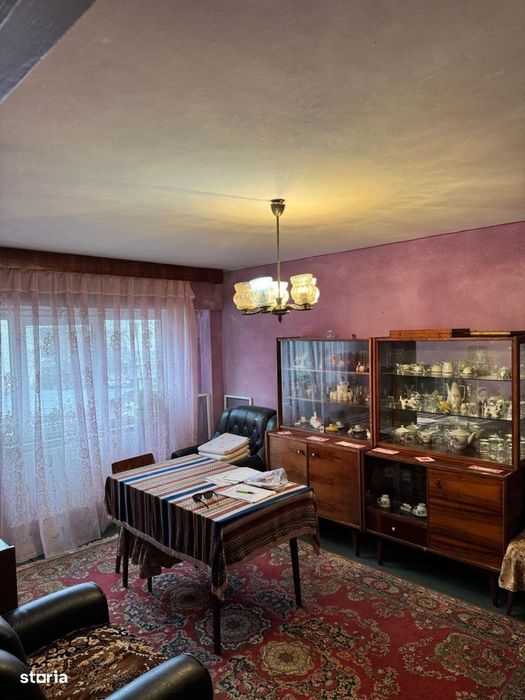 Apartament 3 camere | Zona Cet – Constanța