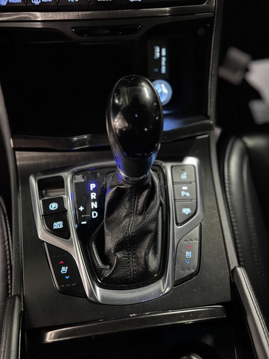 Продам Hyundai Grandeur 2015