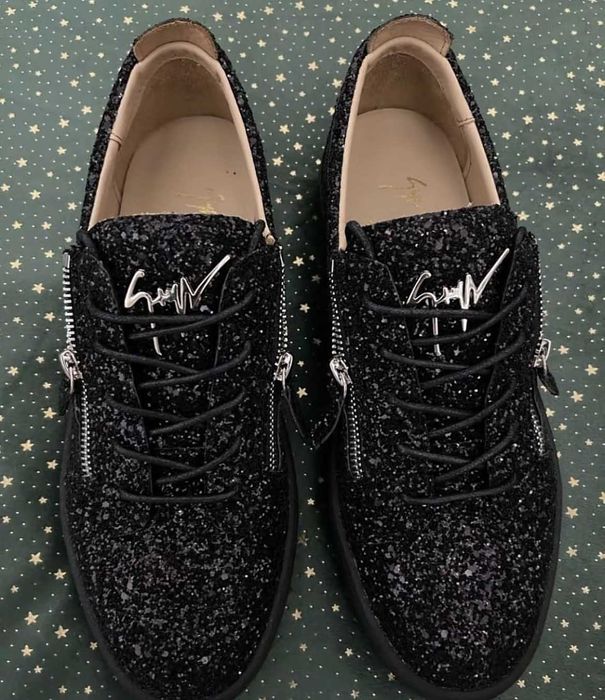 Vand Giuseppe Zanotti Low/High negri cu pietricele. Orice marime in stoc! CITITI DESCRIEREA