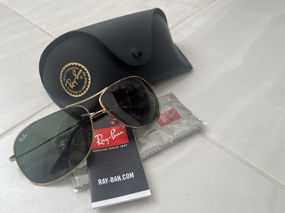 Солнцезащитные очки Rayban