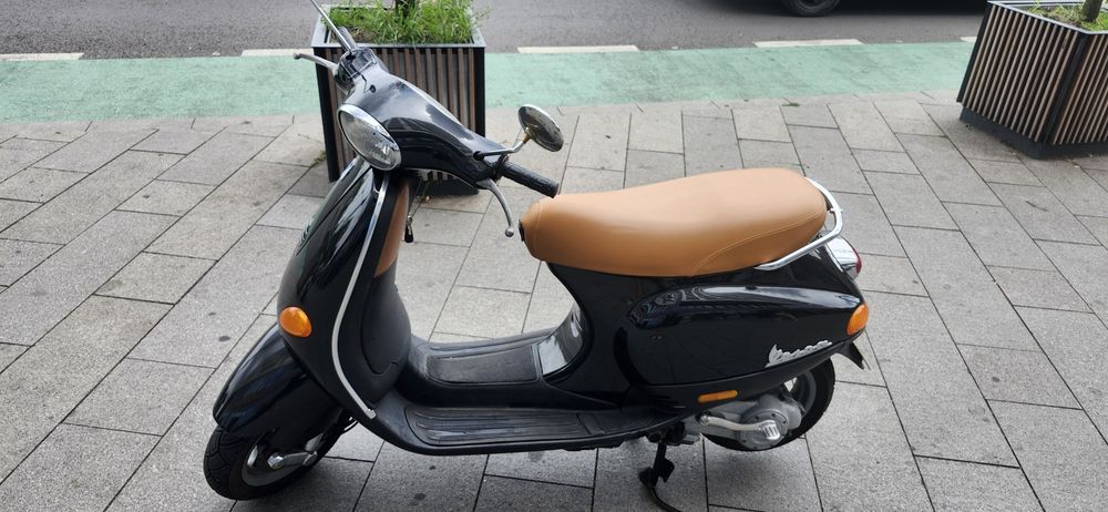 Vespa ET 4 pentru pasionați