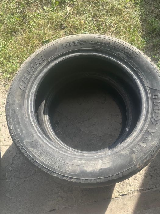 Шины летние 215/55/17