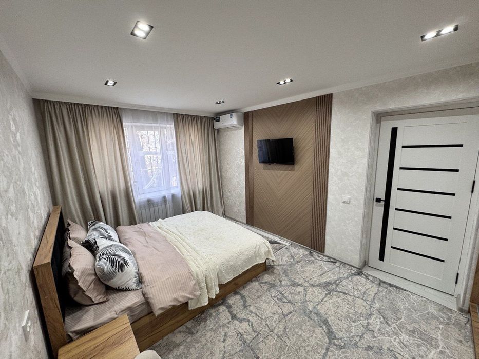 Продается 1ком квартира в центре.Новомосковская.Дархан