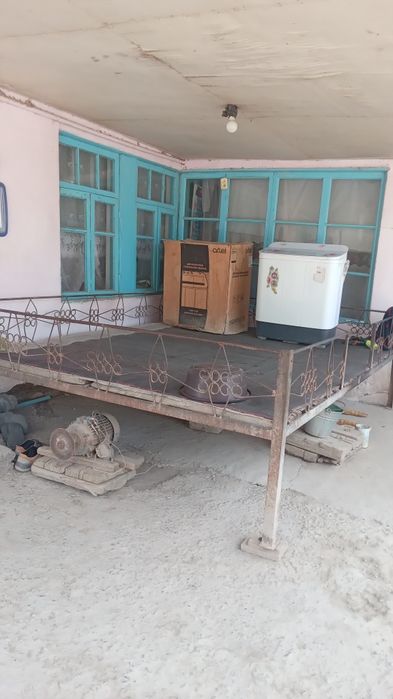 Navoiy, Karmana Tumani, Yangiobod MFYda, 14 sotixli uy sotiladi