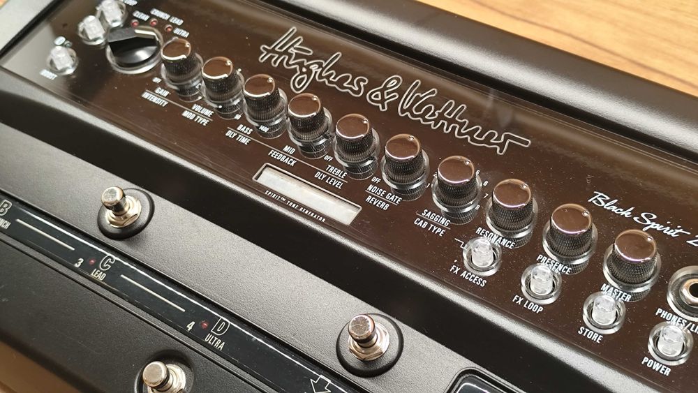 Hughes & Kettner Black Spirit Floor 200