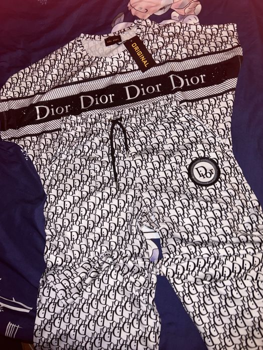 Comple dama, moda si frumusete