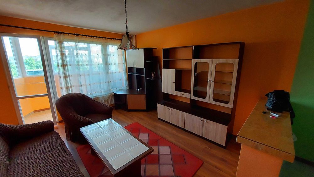 Дава се под наем Едностаен апартамент в Бургас, Изгрев - 42 кв.м за 168.3 € - Снимка #1