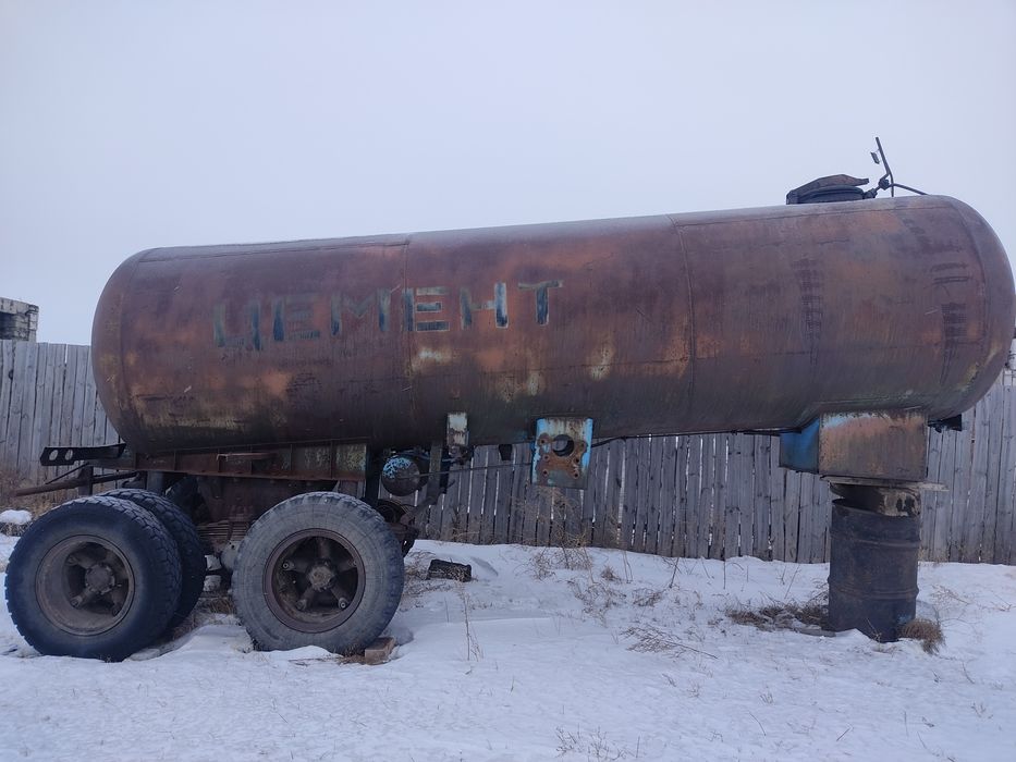 Цистерна. Полуприцеп. Ассенизатор.