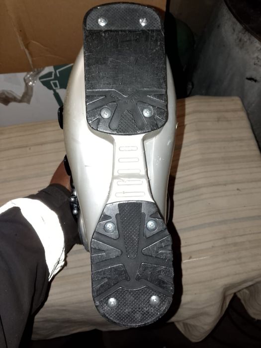 Продам лыжные ботинки мужские