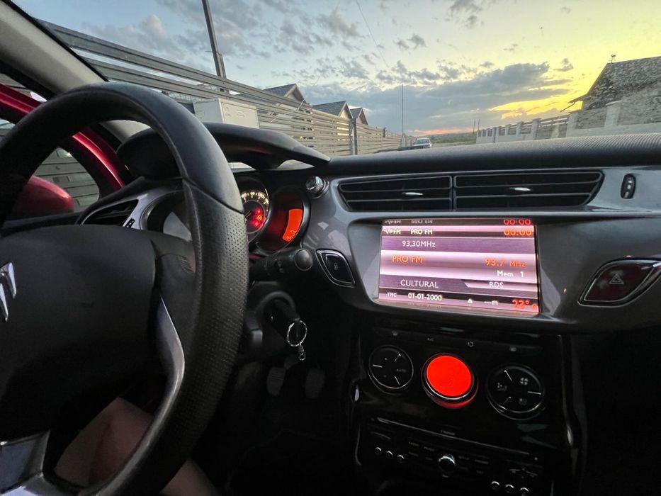 Citroen C3 1.6 HDI, Panoramic, Climatronic, Navigație, Senzori Parcare